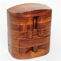 Po Shun Leong (English-American b. 1941)- Wood Box