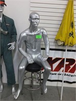 MALE LIFE-SIZE MANNEQUIN - SIT