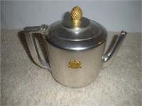 7201 Mayfair Tea Server Pot w/ Metal 6.5 x4 x 5