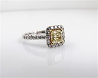 18K White Gold Fancy Yellow Diamond Ring