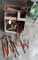 Ferrier set including hoof trimmer and other