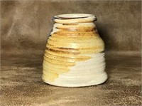 Hand-sculpted Pottery