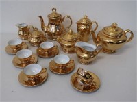 Royal Worcester gilt porcelain tea set
