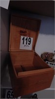 VINTAGE WOODEN CARD FILE BOX 6.5 X 8.5 X 10 IN