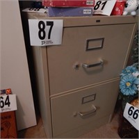 TWO DRAWER FILE CABINET 29 X 18 X 26.5 IN