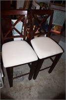 2 Bar Stools 26 to the Seat