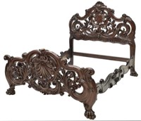 ITALIAN FINELY CARVED ROCAILLE BAROQUE STYLE BED