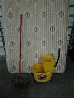 Large mop with Libman commercial  bucket w/wringer