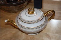 Ginori Tea Pot