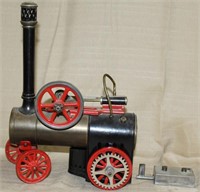 scale model steam traction engine,