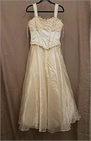 Savoys Wedding Dress-