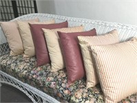 7 Accent Pillows