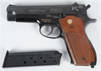 SMITH & WESSON 39-2, 9mm PISTOL
