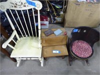 2 small rocking chairs and decorative desk