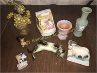 Carnival prize chalk ware piece & collectibles