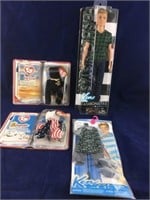 Ken Fashionistas Doll and Outfit Plus 2 Packaged