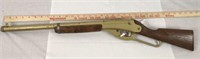 Vintage Daisy Model 104 BB Gun