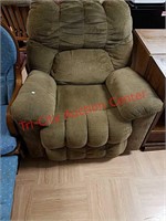 > Lane rocker recliner chair brown - needs cleaned