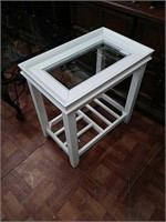 Whit side table