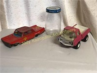 Pair of vintage metal toys - 1 tonka truck
