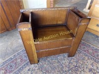 Tiger Oak Hall Seat With Lift Top Storage and