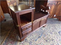 Sweet Oak Telephone Bench With Lift Top Storage