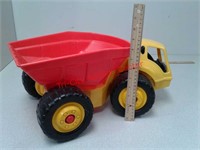 Little Tikes plastic dump truck toy