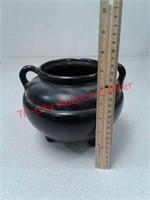 Roseville 3-legged pot (1 handle cracked as shown)