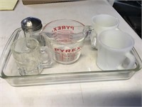 Pyrex, measure cup, Fire King