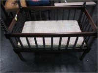 EARLY JENNY LIND BABY BED