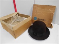 Vintage Ladies Hat in Original Box