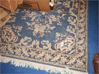 Lot #185 - Machined 4ft x 6ft area rug