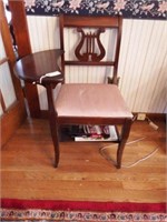 Lot #39 - Mahogany depression era gossip chair