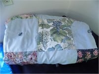 Queen Size Quilt From Clean Smoke Free Home