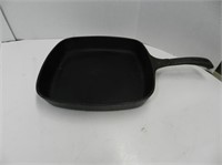 Wagner Square Cast Iron Skillet