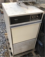 Commercial  Ice Maker