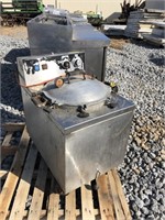 commercial pressure cooker