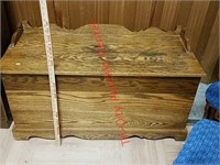 > Cedar hope chest approx 22"H × 42"W