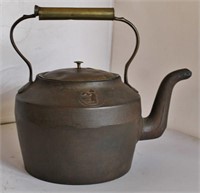 No. 4 CAST IRON TEA POT WITH BRASS LID AND BALE
