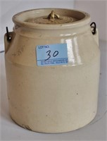 STORAGE CROCK WITH BALE LID DOES NOT MATCH CROCK