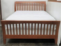 Mission Style Queen Sleigh Headboard & Footboard