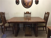 Dining Room Table & 6 Chairs