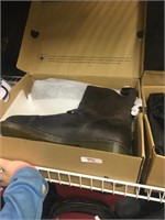 dr martens asher size 14 (NEW)