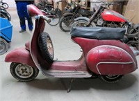 Veteran scooter Vespa 150