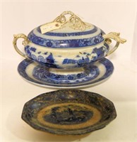 Lot #67 Japanese Imari Ashworth canton covered