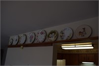 Lot of 8 Decorative Display Plates