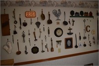 Over 50 Pcs. of Vintage Kitchenware Items