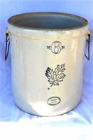 6-GALLON WESTERN CROCK WITH WIRE BAILS