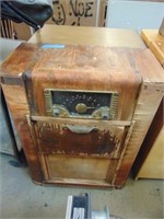 Antique Zenith Radio W/Record Player