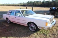 1989 Lincoln Towncar.